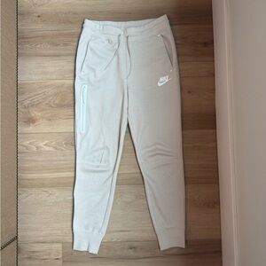 Nike Tech Women’s Bone/White Jogger Sweatpants Athletic Wear Small Track Pants